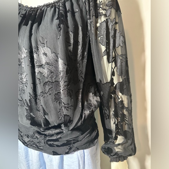 White House Black Market Burnout blouse - Picture 2 of 7